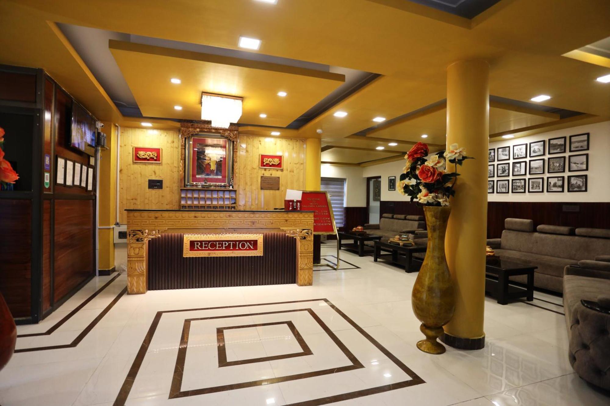 Hotel Nalanda Ladakh Лех Экстерьер фото