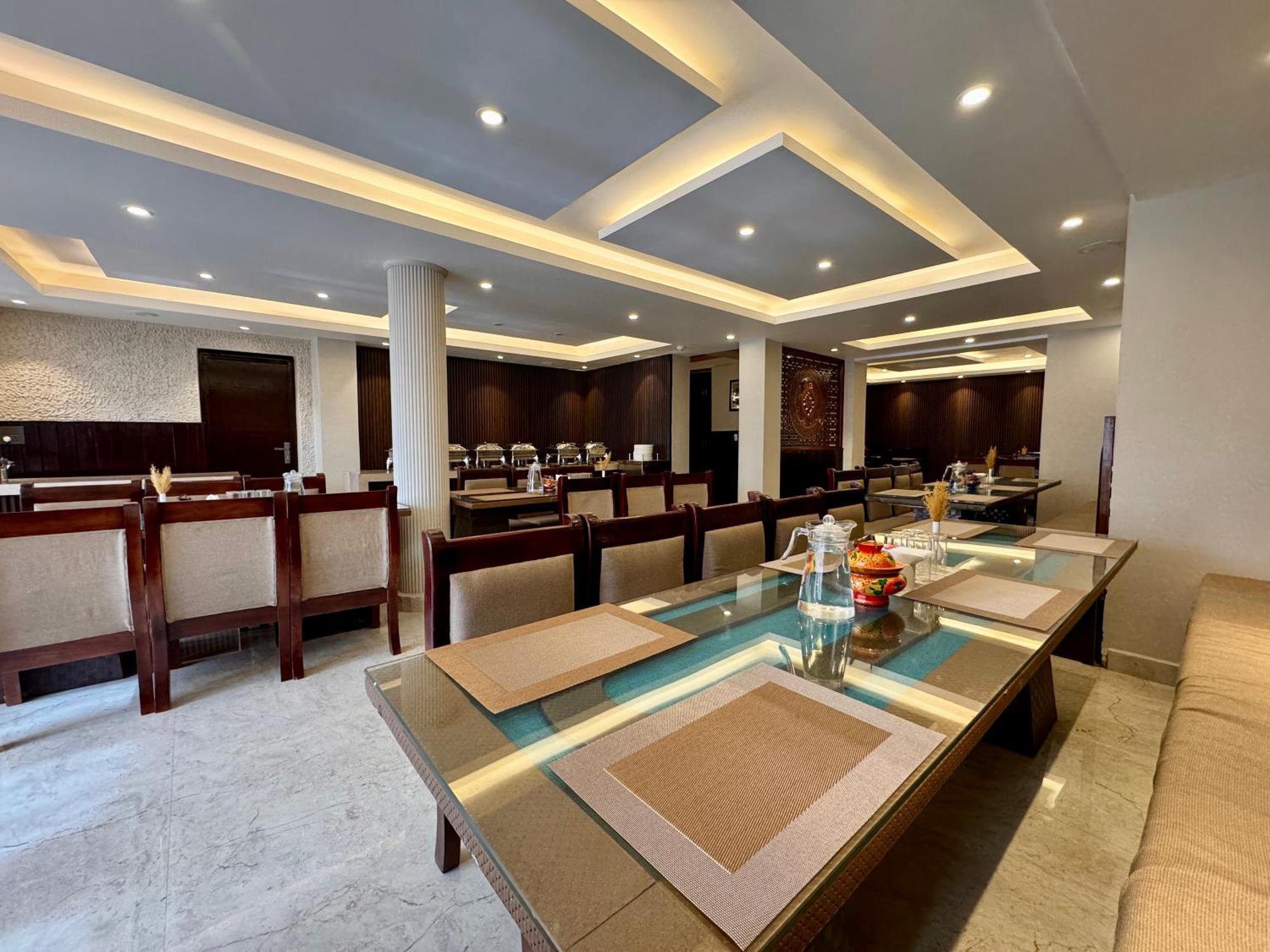 Hotel Nalanda Ladakh Лех Экстерьер фото