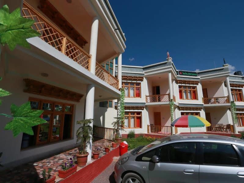 Hotel Nalanda Ladakh Лех Экстерьер фото